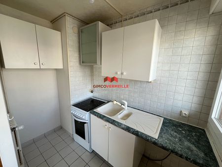 Location Appartement 1 pièce 26m² - Photo 3