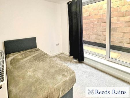 3 bedroom terraced house to rent - Photo 5