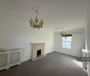 4 bedroom detached house to rent - Photo 1