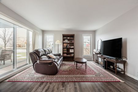 3157 Boul. de la Gare, #104 - Photo 2