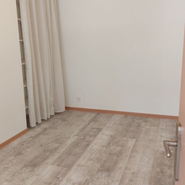 Maison de plain pied rénovée !! - Centre de Montceau Les Mines T4 pièce(s) 94.72 m2 - Photo 1