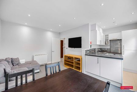 1 bedroom flat to rent - Photo 4