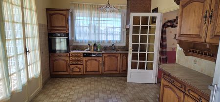 Location Maison 4 pièces 116m² GIGNAC 34150 - Photo 2