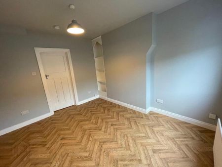 21 Bank Road, Larne, BT40 3AJ - Photo 3