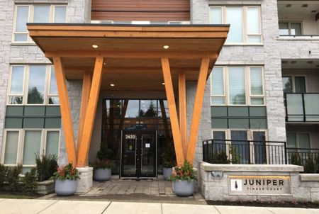 303-2632 Library Lane, North Vancouver - Photo 4