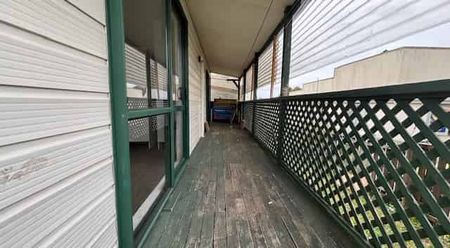 2 bedrooms, Kumeu - Photo 3