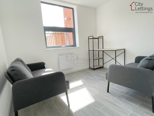 1 Bedroom Apartment - Photo 1