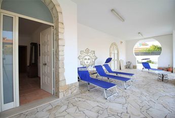 Villa con piscina