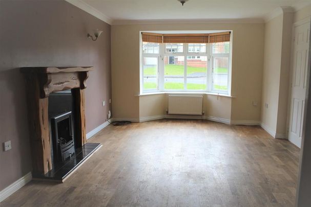 4 bedroom detached house to rent - Photo 1