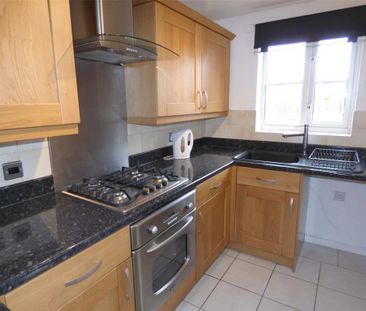 2 bedroom semi-detached house to rent - Photo 6