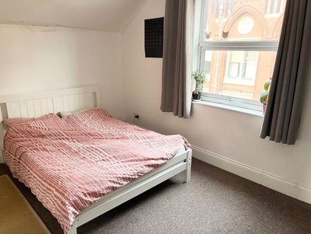 1 Bed Flat, East St, BS3 - Photo 3