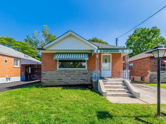 For Lease - 139 Flora Drive Unit# Main, Toronto, Ontario - Photo 1