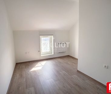 Appartement 3 pièces en location à PORT EN BESSIN - Photo 4