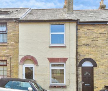 2 bedroom terraced house to rent - Photo 1