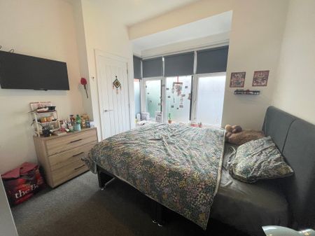 1 bedroom house share to rent - Photo 4