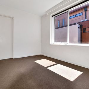 11/38 Burnley Street, Richmond VIC 3121 - Photo 2