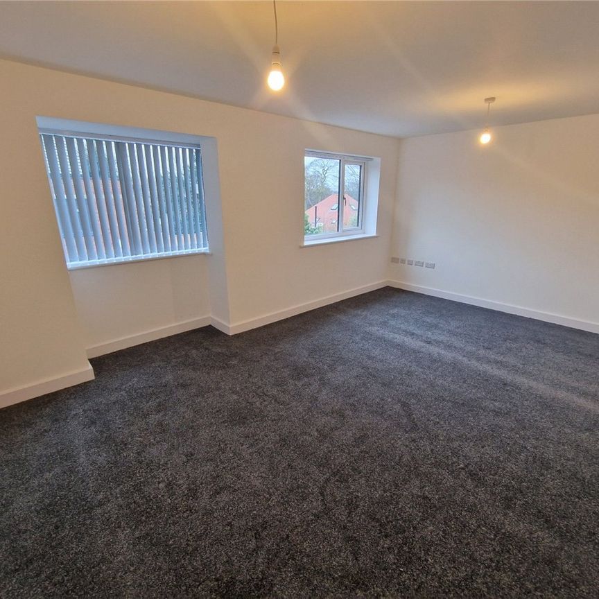 Rectory Close, Dewsbury, WF12 - Photo 1