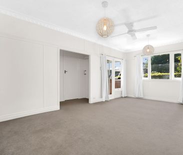 46 June Street, Mitchelton. - Photo 3