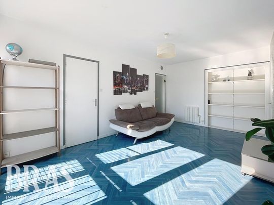 Location Appartement 4 pièces Meublé 73m² LES SABLES D’OLONNE 85180 - Photo 1