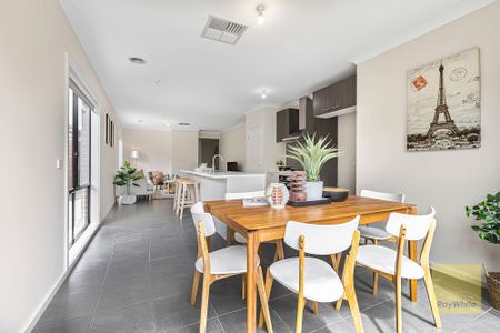 Modern Family Home in the Heart of Atherstone Estate - Photo 4