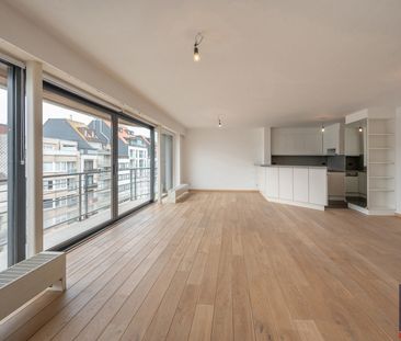 Ongemeubeld, ruim 3 SK-appartement op de Lippenslaan - Photo 1