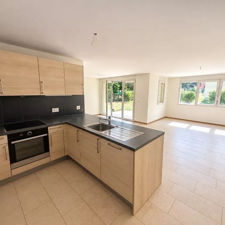 Spacieux appartement de 4.5 pièces avec grand jardin - Photo 1