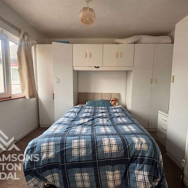 2 bedroom terraced house to rent - Photo 1