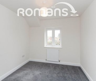 4 bedroom semi-detached house to rent - Photo 4