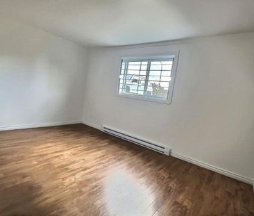 2 CH - 1 SDB - Longueuil - $1,325 /mo - Photo 1