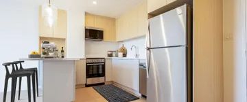 1 room apartment of 42m² in Montreal - Photo 1