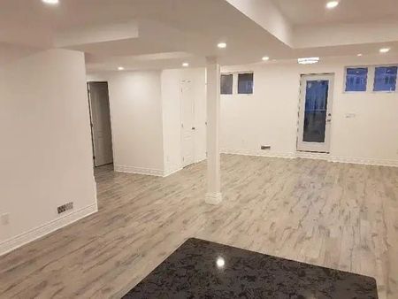 For Lease - 7 Tarmack Avenue Unit# Lower, Richmond Hill, Ontario - Photo 4