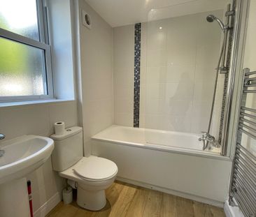 St. Leonards Road, EASTBOURNE - Photo 4