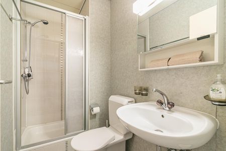 Studio moderne meublé près de la gare de Lausanne – Rue du Simplon 10 ! - Photo 2