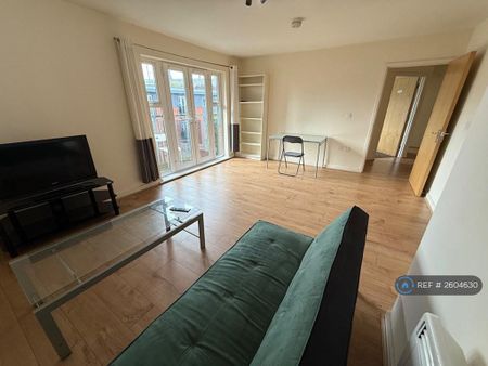 2 bedroom flat to rent - Photo 4
