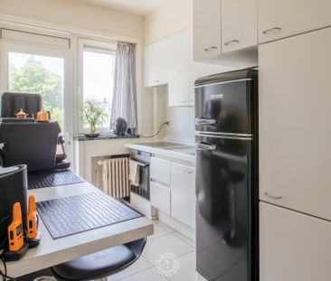 Ruim appartement met 2 slaapkamers en terras, zicht op het stadspark - Photo 5