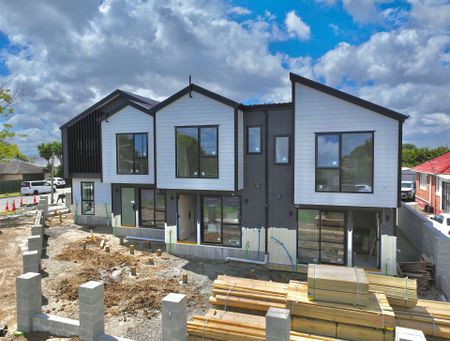 3 x High-Spec New Build Homes In The Heart of Mangere! - Photo 5