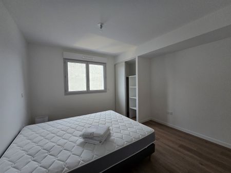 Location Appartement 3 pièces 66m² TALENCE 33400 - Photo 4