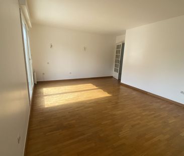 Location Appartement 3 pièces 68m² - Photo 1