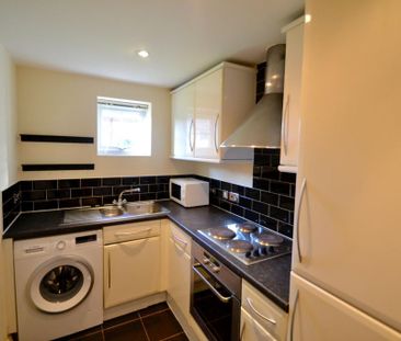 2 bedroom apartment to rent - Photo 4