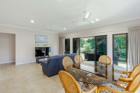 3 Bedroom - Unfurnished - Short Lease - Photo 3