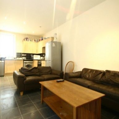 4 Bed - Heaton Park Road, Heaton, Ne6 - Photo 1