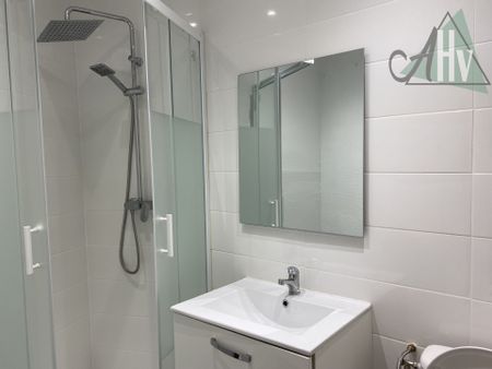 Location Appartement 2 pièces 46m² NOGENT SUR SEINE 10400 - Photo 4