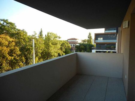 Location Appartement 2 pièces 42m² MONTPELLIER 34000 - Photo 2