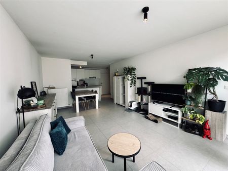 Gelijkvloers appartement met onderhoudsvriendelijke tuin - Foto 3