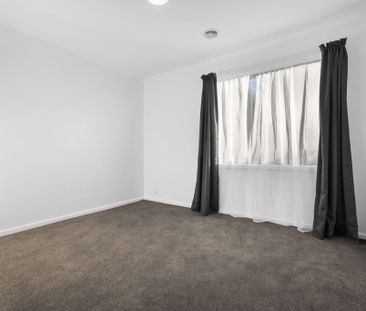 19 Arthur Street, Crestwood NSW 2620 - House For Rent | Domain - Photo 4