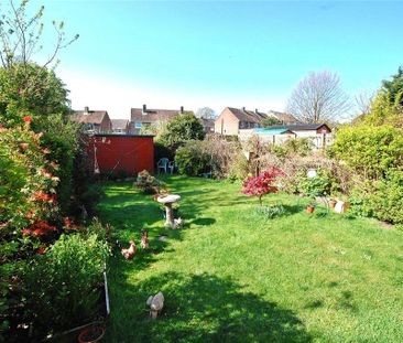 2 bedroom semi-detached house to rent - Photo 2