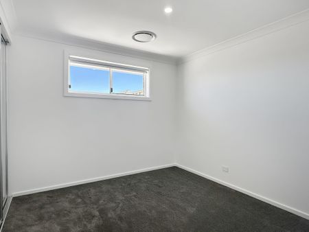 Stylish & Spacious Brand New Four Bedroom Home - Photo 3
