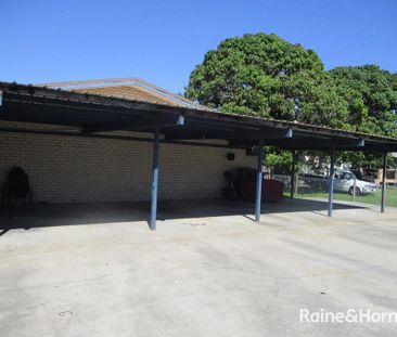 3/19 OFF STREET, Gladstone Central, QLD 4680 - Photo 2