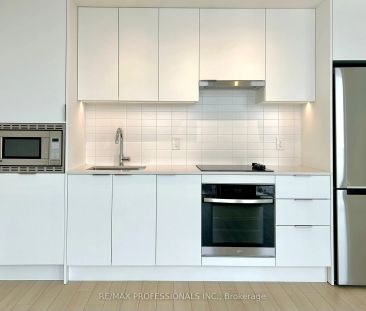 3071 Trafalgar Road #504 - Photo 5