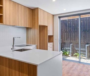 Mangere, Auckland 2 Bedrooms - Photo 1